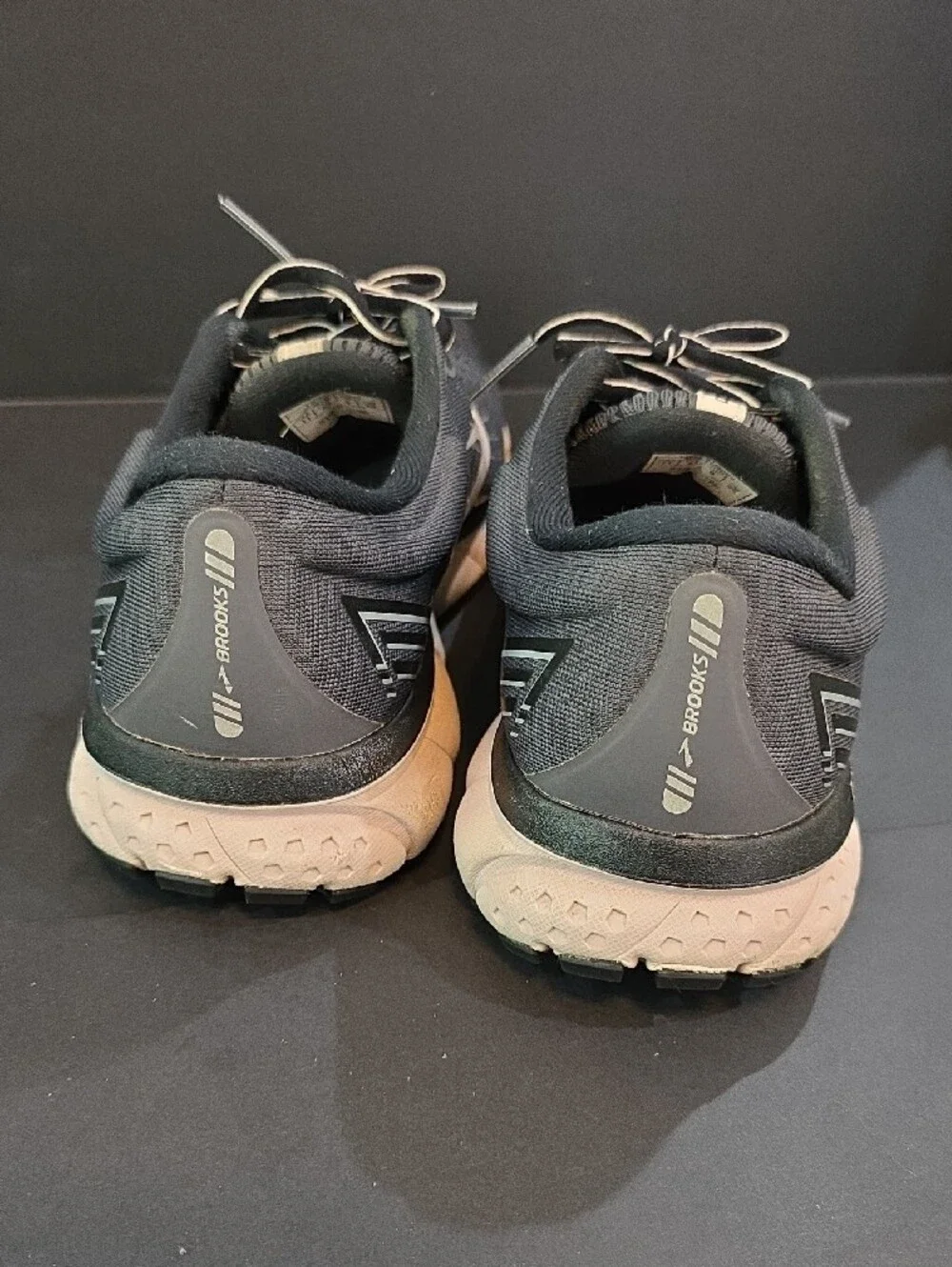 Brooks Ghost 13 Women's Athletic Running Shoes — Gray/White Size 11